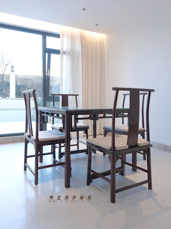 明式方桌椅