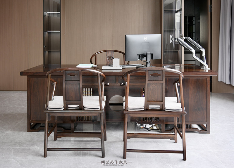簡(jiǎn)中式辦公桌